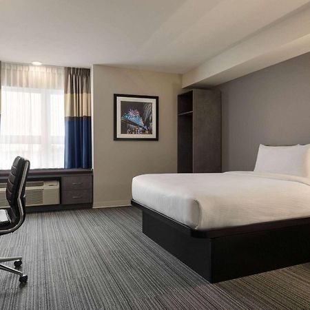 Microtel Inn & Suites By Wyndham Boisbriand Sainte-Thérèse-de-Blainville 外观 照片